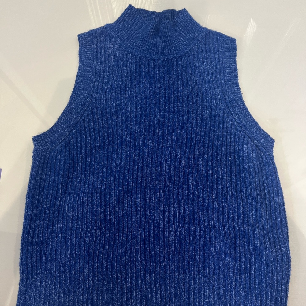 Jessica Simpson Vibrant Blue Knit Top